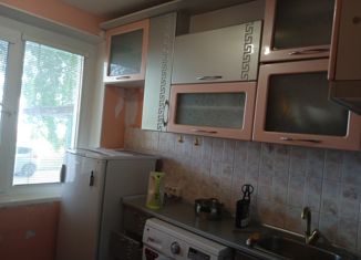 Двухкомнатная квартира на продажу, 47.1 м2, Белокуриха, улица Братьев Ждановых, 17/1