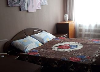 Продам 2-комнатную квартиру, 52.2 м2, поселок Садовый, Школьная улица, 4