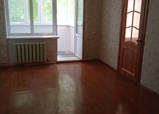 Продаю 2-комнатную квартиру, 39.7 м2, Кудымкар, улица Гагарина, 12