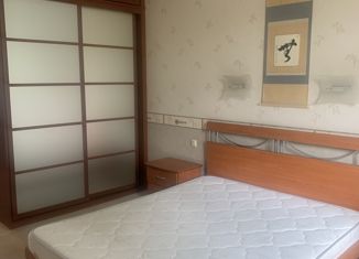 Продаю 3-комнатную квартиру, 81.8 м2, Москва, улица Кедрова, 7к1, улица Кедрова