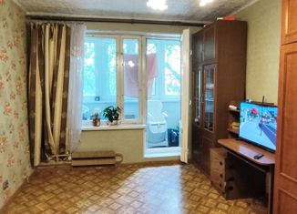 Продаю 2-комнатную квартиру, 43 м2, Москва, Россошанская улица, 1к1, станция Красный Строитель