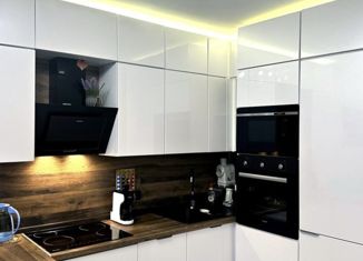 Продаю 3-ком. квартиру, 81.6 м2, посёлок Парголово, улица Фёдора Абрамова, 18к1, ЖК Северная Долина