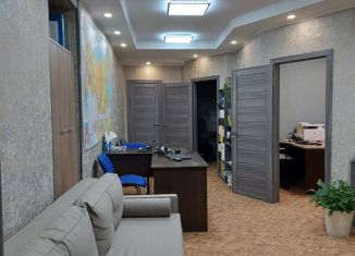 Продаю офис, 60 м2, Саратов, улица Дома 8 Марта, 5, Октябрьский район