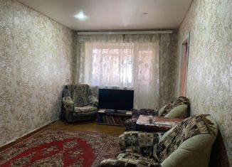 Продается 2-комнатная квартира, 45.5 м2, Саратовская область, Курдюмская улица, 88