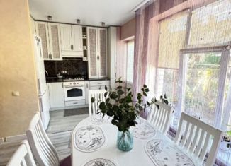 Продаю таунхаус, 94.3 м2, Михайловск, улица Александра Покрышкина, 11/9