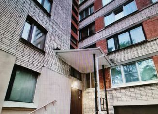Продаю 2-комнатную квартиру, 51 м2, Санкт-Петербург, 2-й Муринский проспект, 37, метро Площадь Мужества