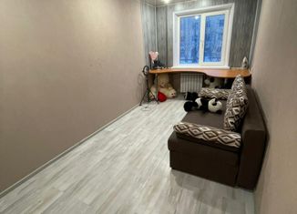 Продам 2-комнатную квартиру, 44 м2, Кировск, улица Кирова, 25А