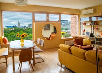 Продажа 2-ком. квартиры, 62 м2, Москва, улица Серёгина, 3, улица Серёгина