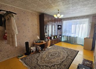 Продам 2-комнатную квартиру, 44 м2, Маркс, проспект Строителей, 33