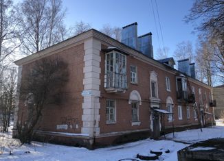 Продаю 2-комнатную квартиру, 46 м2, посёлок городского типа имени Морозова, улица Хесина, 12