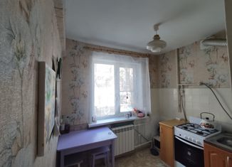 Продаю 3-комнатную квартиру, 47 м2, Новомосковск, Олимпийская улица, 4А