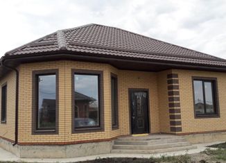 Продам дом, 110 м2, коттеджный посёлок Заповедник, Центральная улица