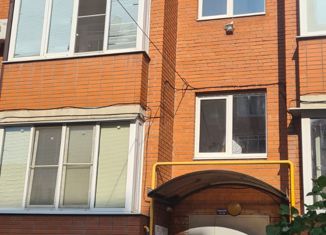 Продается 2-ком. квартира, 42 м2, посёлок городского типа Яблоновский, улица Гагарина, 190/1