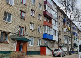 Продаю 4-комнатную квартиру, 60 м2, Елец, улица Вермишева, 35