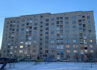 Продается 2-комнатная квартира, 43.3 м2, Курган, 1-й микрорайон, 28, Заозёрный район