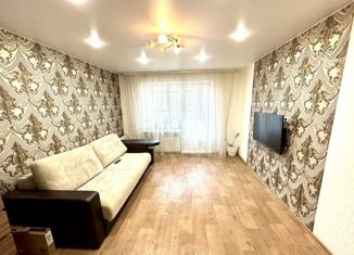 Продается двухкомнатная квартира, 49 м2, Краснотурьинск, Клубная улица, 2