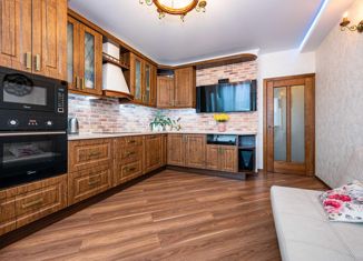 Продам 3-ком. квартиру, 96 м2, Краснодар, Таманская улица, 130/3, Центральный внутригородской округ