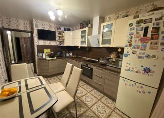 Продаю 3-комнатную квартиру, 73.8 м2, деревня Куттузи, Уланская улица, 3