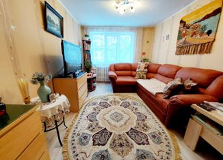 Продам 2-комнатную квартиру, 43 м2, Екатеринбург, улица Шаумяна, 86к4, улица Шаумяна