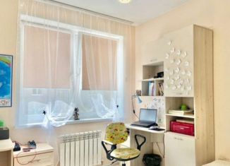 Продаю 2-ком. квартиру, 58 м2, Новомосковск, улица Вахрушева, 77