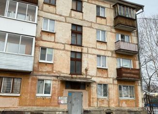 Продается 2-комнатная квартира, 43.6 м2, Кировград, Кировградская улица, 9