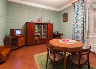 Продажа двухкомнатной квартиры, 50 м2, Альметьевск, улица Автомобилистов, 4