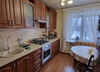 Продаю 4-ком. квартиру, 80 м2, Александров, улица Королёва, 5