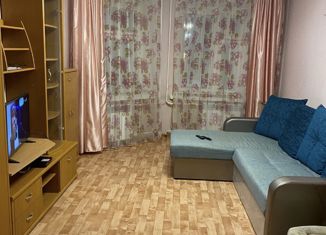Продается 2-ком. квартира, 54.8 м2, поселок городского типа Пангоды, улица Ленина, 44