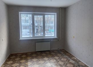 Продажа 2-комнатной квартиры, 45.5 м2, Артём, Михайловская улица, 5