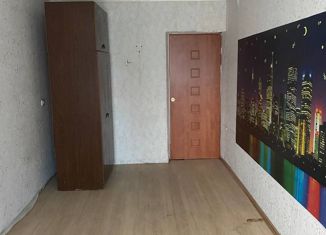 Продам 3-комнатную квартиру, 59.7 м2, Екатеринбург, Таганская улица, 10, метро Машиностроителей