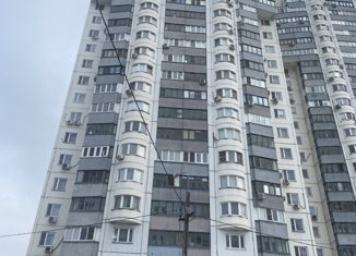 Трехкомнатная квартира на продажу, 85 м2, Москва, Лухмановская улица, 35, метро Лухмановская