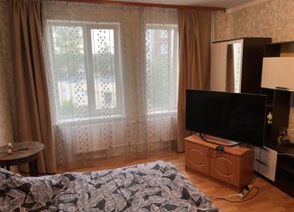 Продаю 2-ком. квартиру, 64.1 м2, городской посёлок Дубровка, улица 1-й Пятилетки, 1