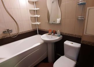 Продаю 1-ком. квартиру, 32 м2, Керчь, улица Горького, 24