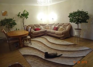 Продам 4-ком. квартиру, 86 м2, рабочий посёлок Ванино, Центральная улица, 7