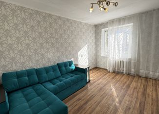 Продам 2-комнатную квартиру, 51.5 м2, Екатеринбург, Железнодорожный район, Билимбаевская улица, 33