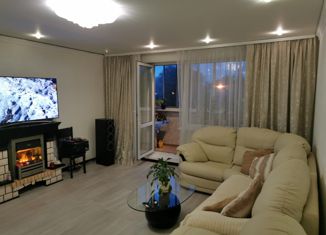 Продается 3-комнатная квартира, 74 м2, Чехов, улица Дружбы, 21