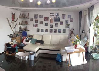 Продам 4-комнатную квартиру, 82.2 м2, Ейск, Красная улица, 47/4