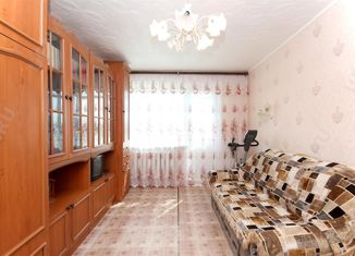 Продается двухкомнатная квартира, 40 м2, Среднеуральск, улица Калинина, 17А