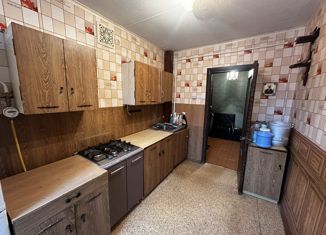 Продажа 2-ком. квартиры, 50 м2, Алексин, улица Болотова, 8к3