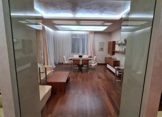 Продам 3-ком. квартиру, 130 м2, Москва, проезд Берёзовой Рощи, 12, станция Зорге