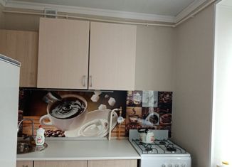 Сдам в аренду 1-комнатную квартиру, 31 м2, Губкин, улица Белинского, 8Б