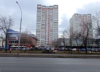 Продам 2-ком. квартиру, 54 м2, Москва, улица Свободы, 48, метро Сходненская