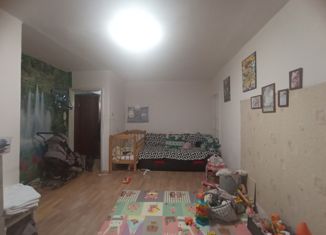 2-комнатная квартира на продажу, 42 м2, Свердловская область, Каменская улица, 60