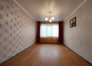 Продам 3-ком. квартиру, 62.7 м2, село Лесниково, микрорайон КГСХА, 6