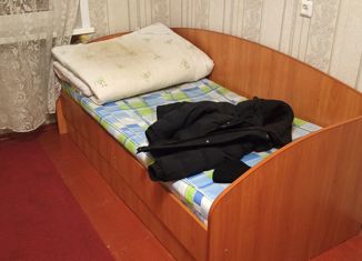 Сдается в аренду комната, 25 м2, Йошкар-Ола, улица Карла Маркса, 144