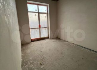 Продажа четырехкомнатной квартиры, 172 м2, Северная Осетия, улица Зангиева, 55