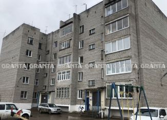 Продается 2-комнатная квартира, 52.3 м2, Красноярский край, Школьная улица, 2А