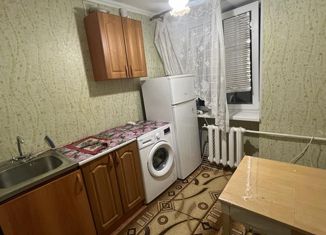 Сдам однокомнатную квартиру, 30 м2, Керчь, улица Степана Разина, 3