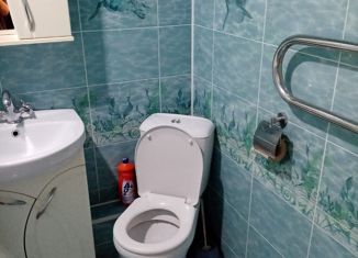 Продаю двухкомнатную квартиру, 45 м2, Новотроицк, улица Мира, 26А