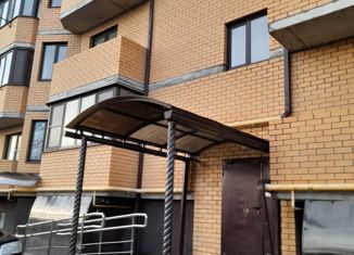 2-ком. квартира на продажу, 68 м2, посёлок городского типа Энем, улица Иркутско-Пинской Дивизии, 3/7